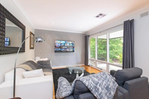 Home among the Gum Trees - free wine
